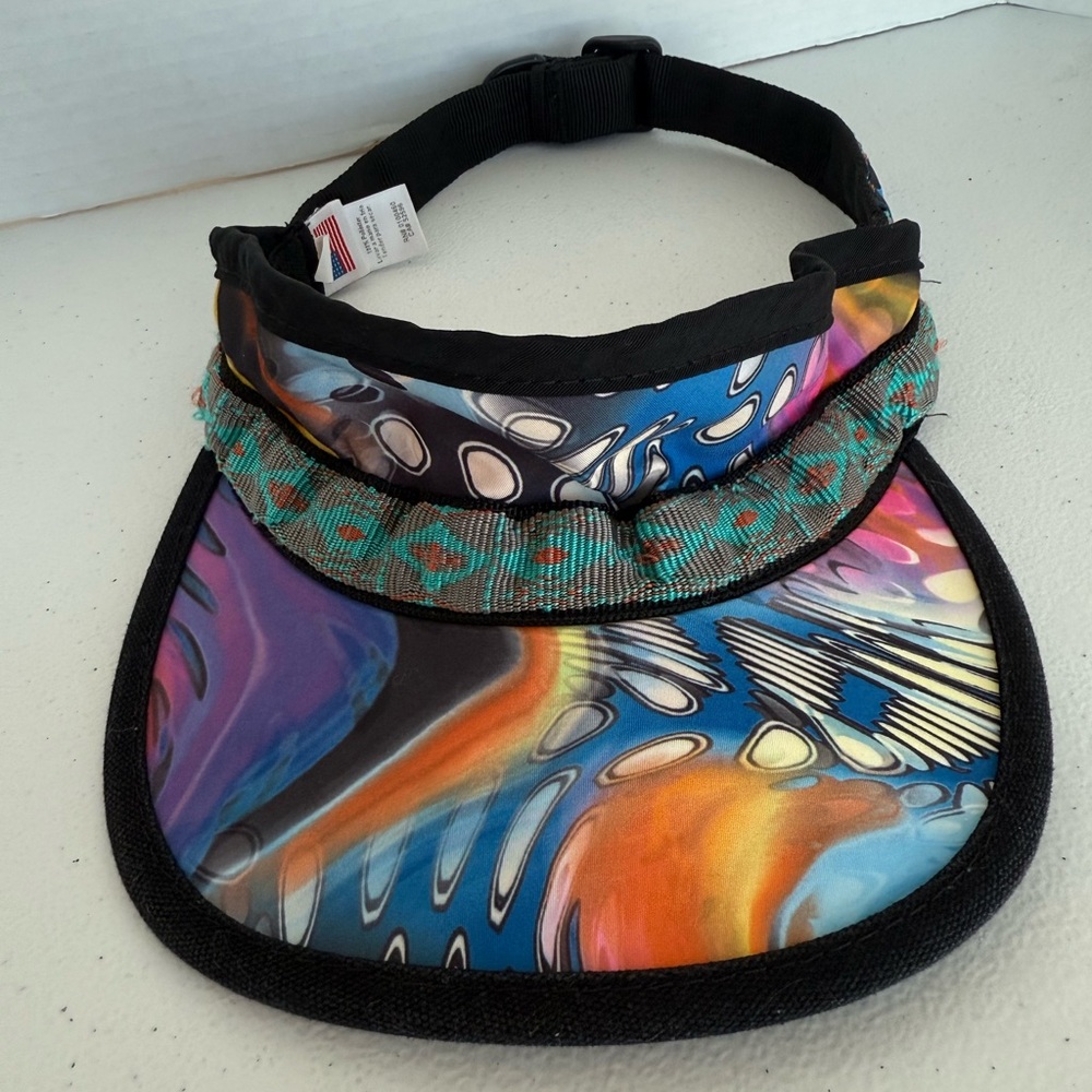 Kavu Visor Adjustable Strap Visor Hat Geometric Color Pattern Made in USA  Blue